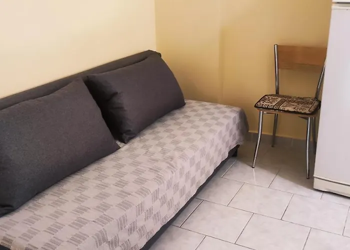 アパート Comfort For Small Family ルートラキ